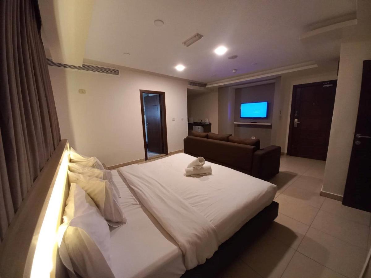 Lujain Hotel فندق النور واللجين Amã Exterior foto