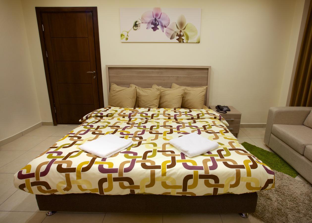 Lujain Hotel فندق النور واللجين Amã Quarto foto