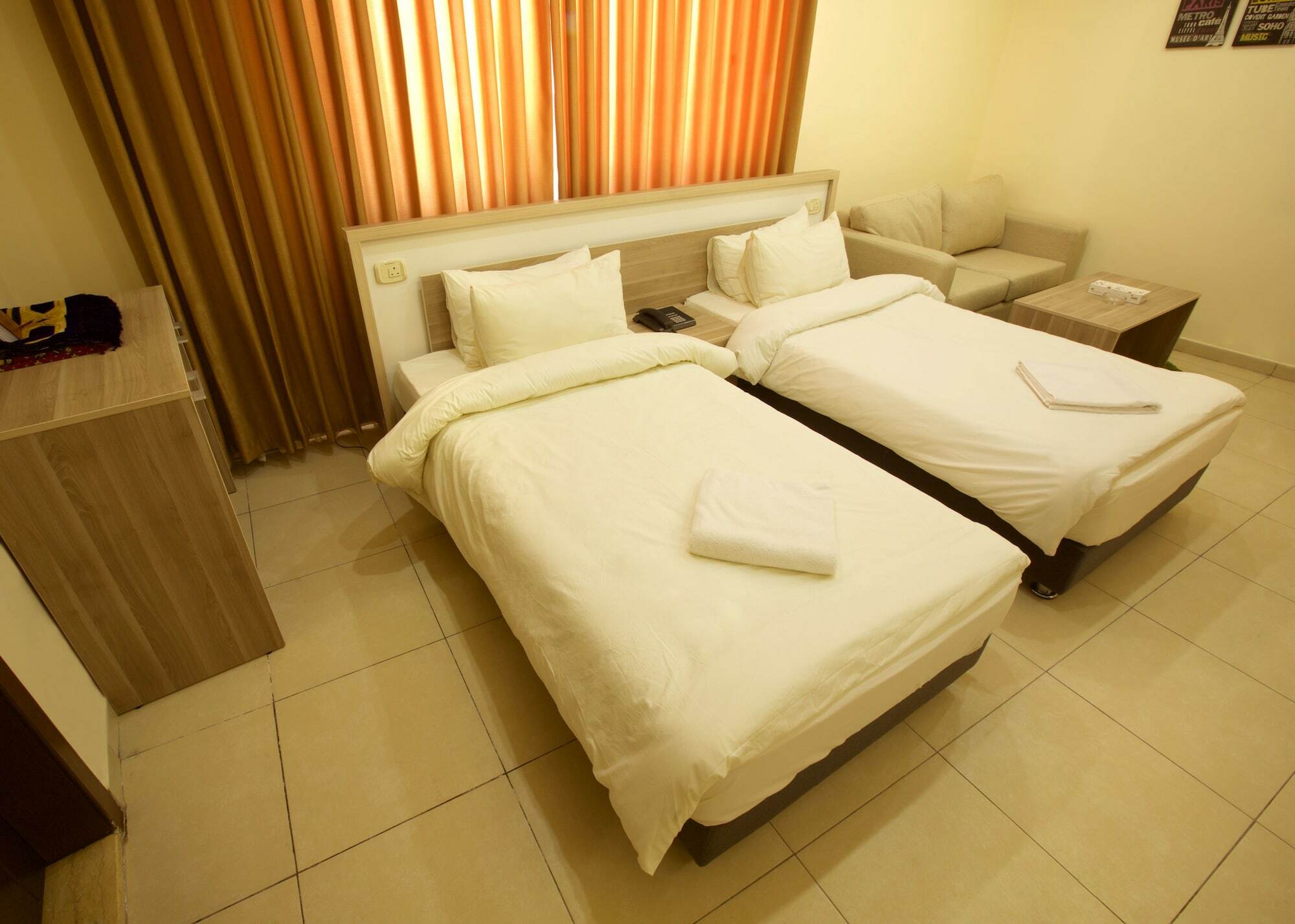 Lujain Hotel فندق النور واللجين Amã Exterior foto