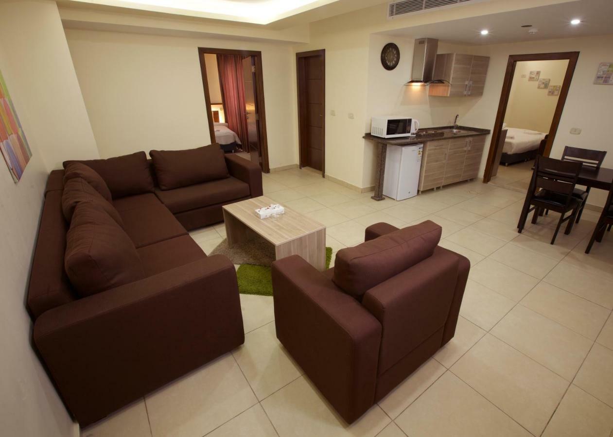 Lujain Hotel فندق النور واللجين Amã Exterior foto