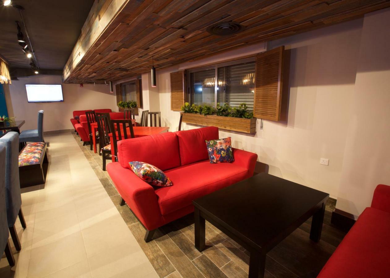 Lujain Hotel فندق النور واللجين Amã Exterior foto